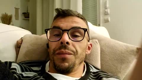 Snapshot of bomale89 chatting on October 2025 07:09:02 PM bomale89 online show from October 2025 07:09:02 PM