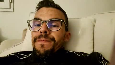 Snapshot of bomale89 chatting on October 2025 09:16:02 PM bomale89 online show from October 2025 09:16:02 PM