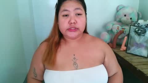 Snapshot of bombastic_darla chatting on March 2026 09:17:02 AM bombastic_darla online show from March 2026 09:17:02 AM