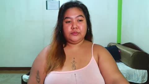 Snapshot of bombastic_darla chatting on March 2026 04:18:01 PM bombastic_darla online show from March 2026 04:18:01 PM