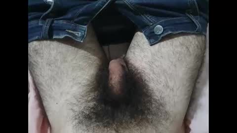 Im Bom - Tip if You Liked my Hairy Body - Private Show is Open - Read more about me in the bio below online show from January 2026 09:58:02 AM