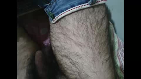 Snapshot of bomvemcam chatting on May 2026 07:36:01 AM Im Bom - Tip if You Liked my Hairy Body - Private Show is Open - Read more about me in the bio below online show from May 2026 07:36:01 AM