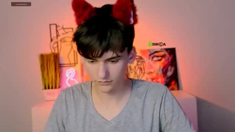 bondi_vv online show from November 2025 12:55:01 AM