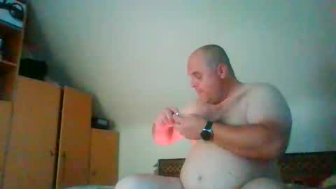 borntosuck online show from May 2026 06:27:02 PM