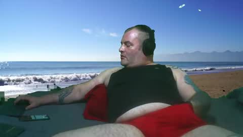 Snapshot of bongolian chatting on December 2024 03:07:01 AM SkullBone online show from December 2024 03:07:01 AM