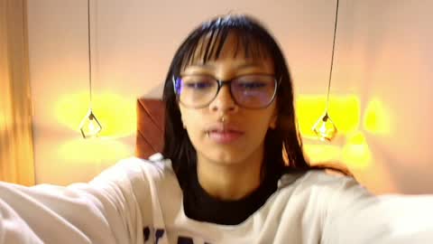 BONIE WILLS online show from May 2026 11:59:01 AM