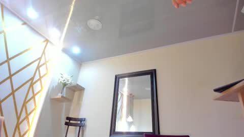 Bonie Smith online show from November 2025 10:30:02 PM