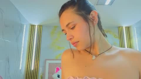Snapshot of bonnie_1s chatting on May 2026 08:28:02 PM Bonnie online show from May 2026 08:28:02 PM