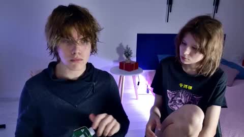 Jessy  Mark online show from December 2025 05:09:01 PM