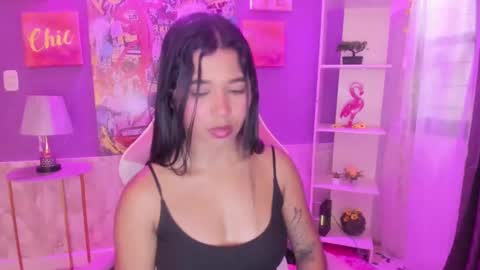 Bonnie online show from December 2024 11:33:02 AM