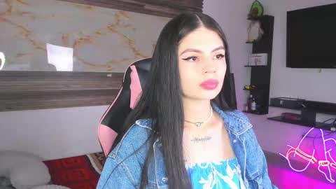 becky online show from December 2025 08:13:02 PM