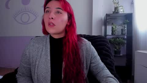 Bonnie Help me reach 500 likes online show from October 2025 04:30:02 PM