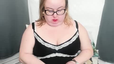 Bonnie online show from December 2024 08:44:02 AM