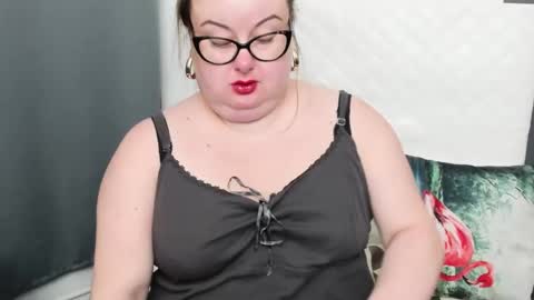 Bonnie online show from December 2024 08:18:01 AM