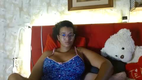 Queen Bon Vivantt online show from January 2025 03:44:01 PM