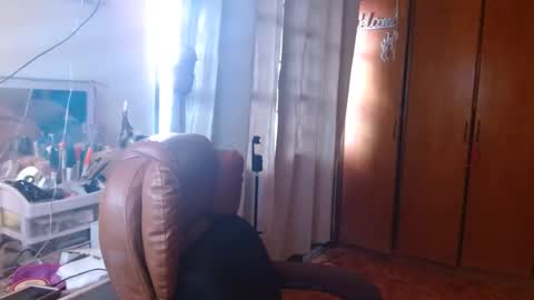 Queen Bon Vivantt online show from February 2025 05:29:01 PM