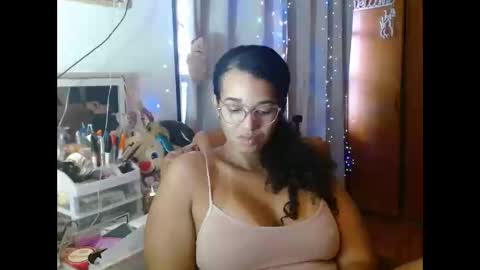 Queen Bon Vivantt online show from February 2025 09:16:02 PM