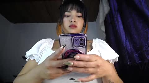 Snapshot of boobs_magic chatting on April 2026 10:23:02 PM KIM online show from April 2026 10:23:02 PM
