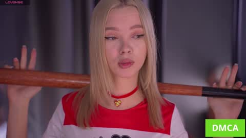 Alina online show from October 2025 07:58:01 AM