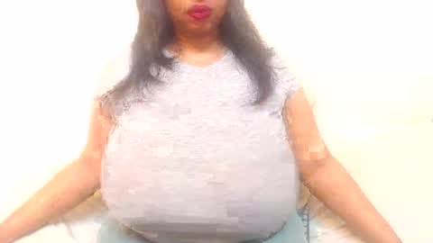 Snapshot of boobyqueen24 chatting on July 2026 12:29:01 PM boobyqueen online show from July 2026 12:29:01 PM