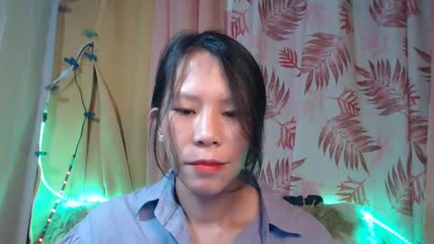 Snapshot of boobzy_hot chatting on December 2024 09:40:02 AM Zy online show from December 2024 09:40:02 AM