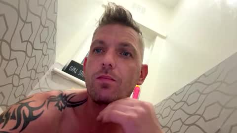 boomfxx1985 online show from November 2025 11:51:01 PM