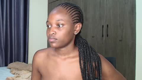 Heather online show from March 2025 12:18:01 AM