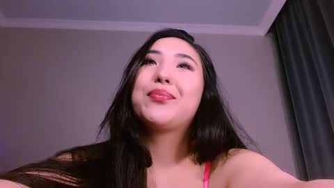 Snapshot of bootylecious_ chatting on January 2025 02:33:02 AM Mona online show from January 2025 02:33:02 AM