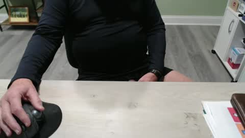 Snapshot of borntobebad2 chatting on February 2025 01:02:01 AM borntobebad2 online show from February 2025 01:02:01 AM