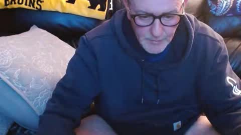 bostonguy1969 online show from April 2026 04:00:01 AM