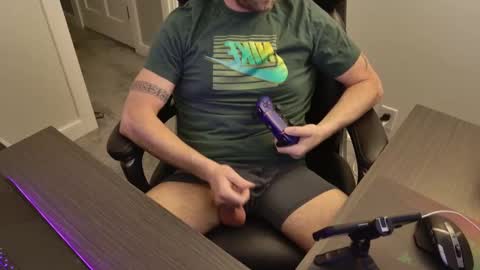 Snapshot of bostonmarine31 chatting on February 2025 09:37:01 PM bostonmarine31 online show from February 2025 09:37:01 PM