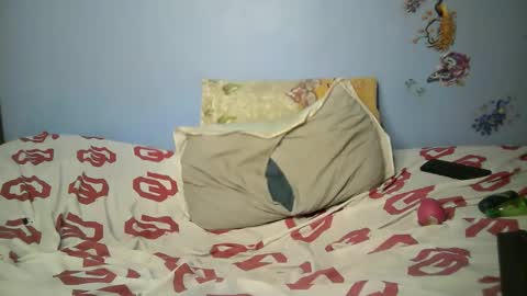 Snapshot of botty_queen chatting on May 2026 08:38:01 PM botty_queen online show from May 2026 08:38:01 PM