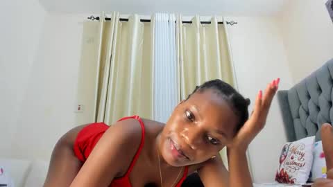 bouncy_booty677 online show from April 2026 07:20:01 AM