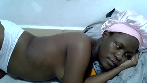 Snapshot of bouncy_vee chatting on June 2026 11:25:01 AM bouncy_vee online show from June 2026 11:25:01 AM