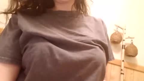 Bouncy Queen Majesty online show from September 2025 06:53:01 PM