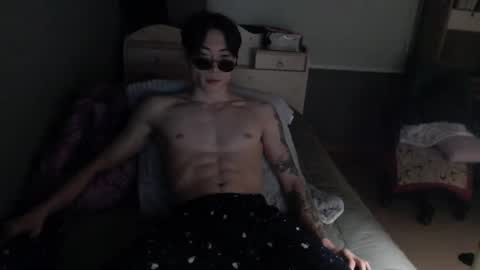 Snapshot of boxman556990 chatting on February 2025 06:05:02 PM boxman556990 online show from February 2025 06:05:02 PM