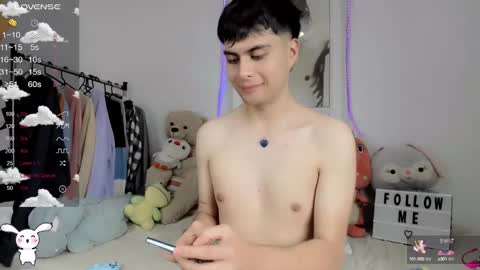 Aaron online show from February 2025 09:27:02 PM