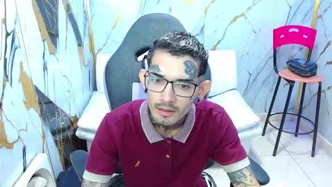 boy_tatto77 online show from March 2026 12:21:01 PM