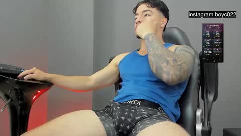 boyc02_ online show from January 2025 01:31:02 AM