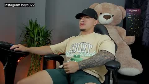 boyc02_ online show from March 2025 12:11:02 AM