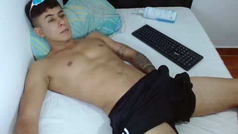 boyg_hots online show from March 2025 09:15:01 PM