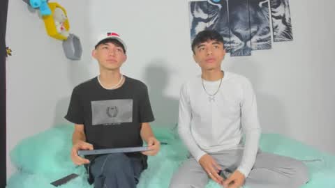 boys4hot_777 online show from March 2025 03:56:01 PM