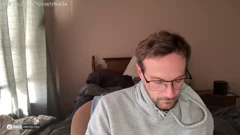 boysetsfire34 online show from December 2025 06:16:01 PM