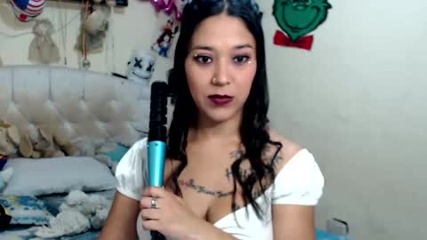 nikky and jeik online show from January 2025 08:18:01 PM