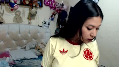 nikky and jeik online show from January 2025 08:38:02 PM