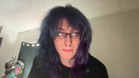 boywithbug online show from February 2026 07:15:02 PM