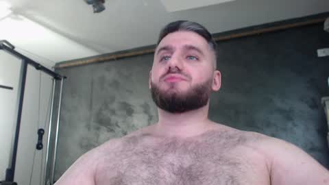Snapshot of brad_pittfall chatting on January 2025 07:18:01 PM ask me online show from January 2025 07:18:01 PM