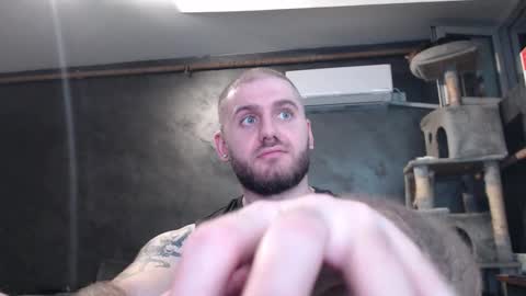 ask me online show from November 2025 07:38:01 PM