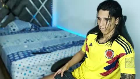 Snapshot of brad_wesley__ chatting on December 2025 01:57:01 AM Brad online show from December 2025 01:57:01 AM