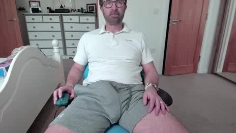 bradley77777 online show from February 2025 02:15:02 PM